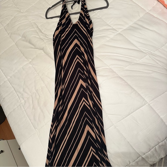 Soma Elegant Black and Cream Striped Halter Dress - Picture 6 of 7